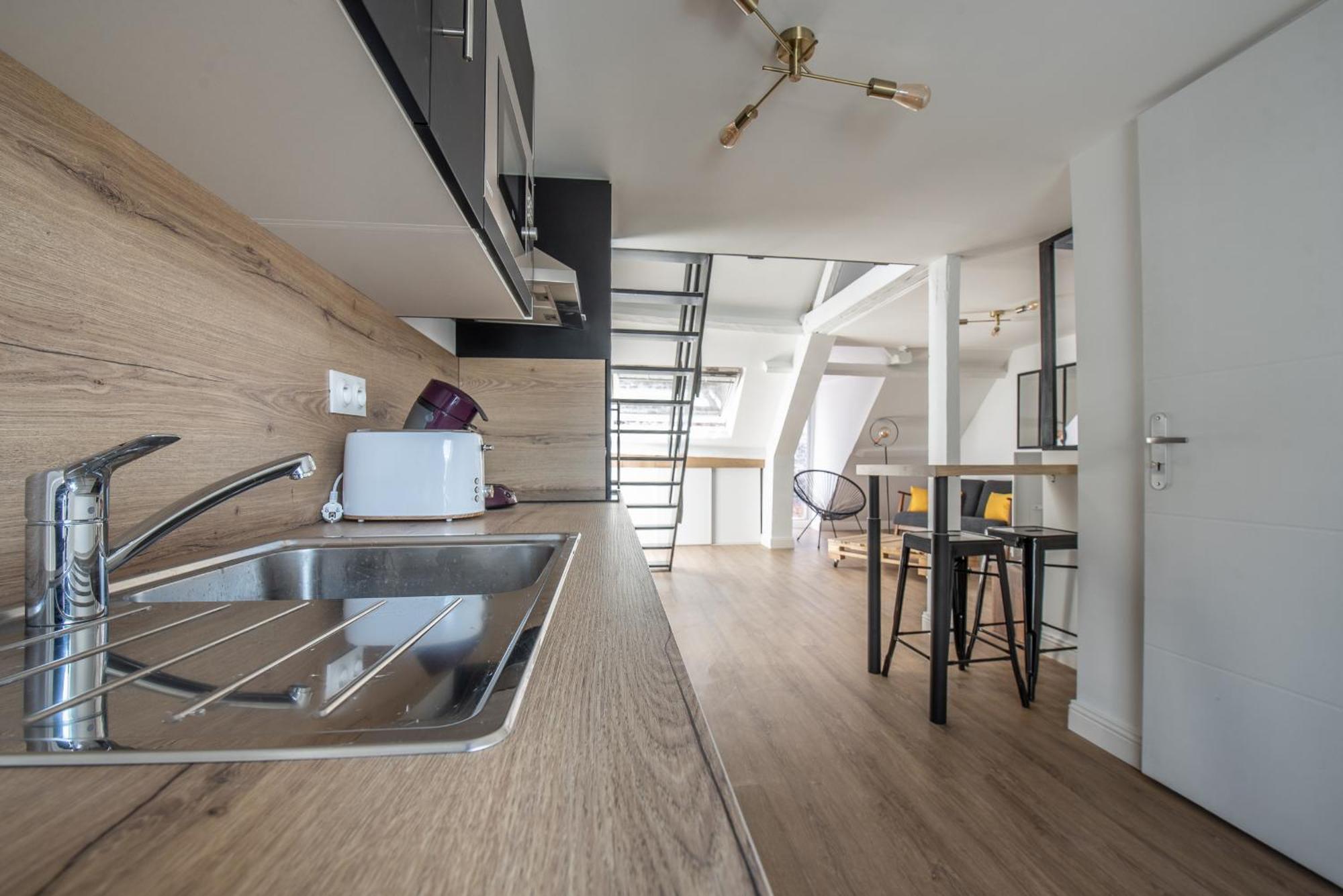 Au Nouveau Boulonnais - 4 Appartements Charmants Pour Couples, Familles Et Groupe D'Amis, Vieille Ville Et Centre Ville De Boulogne Sur Mer Exterior photo
